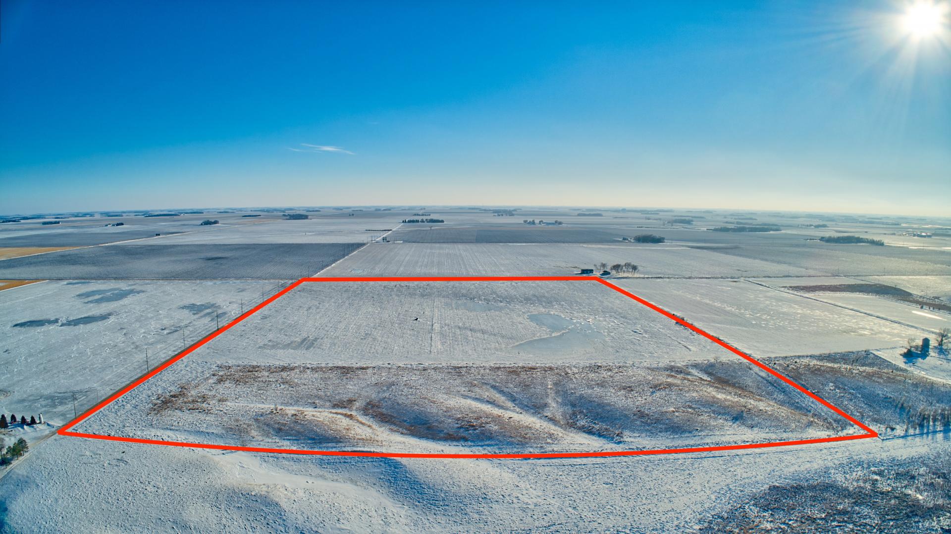 60 Acres m/l Dickinson County Milford Township Midwest Land