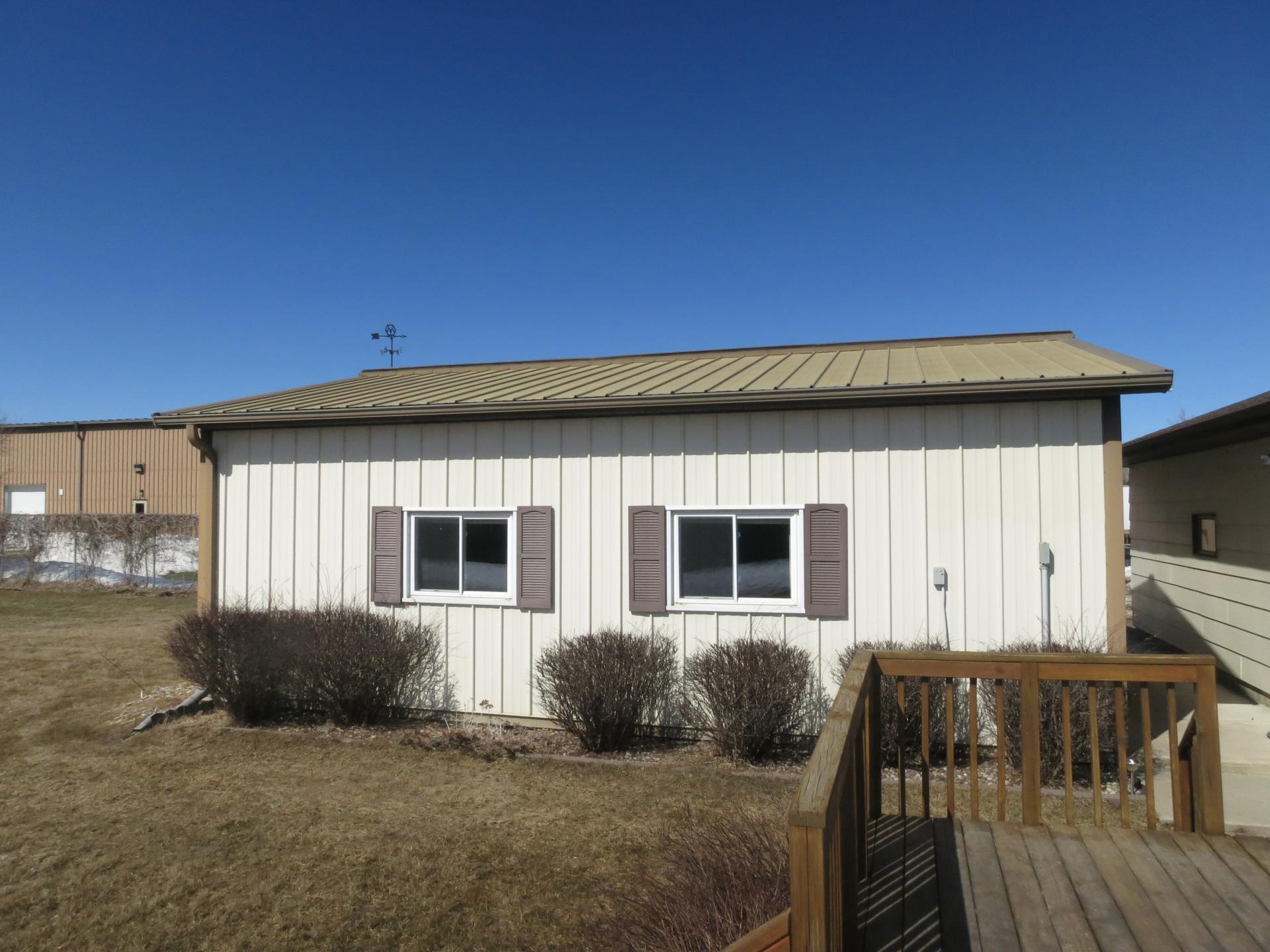 Home and 3 buildings to be moved Dickinson County Milford Midwest