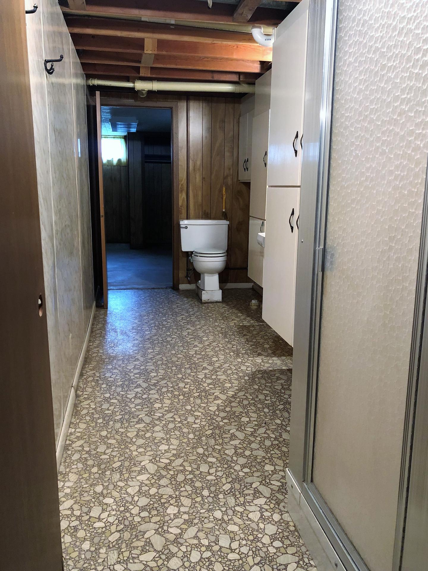 200 4th Street N, Terril, Iowa Midwest Land Management & Real