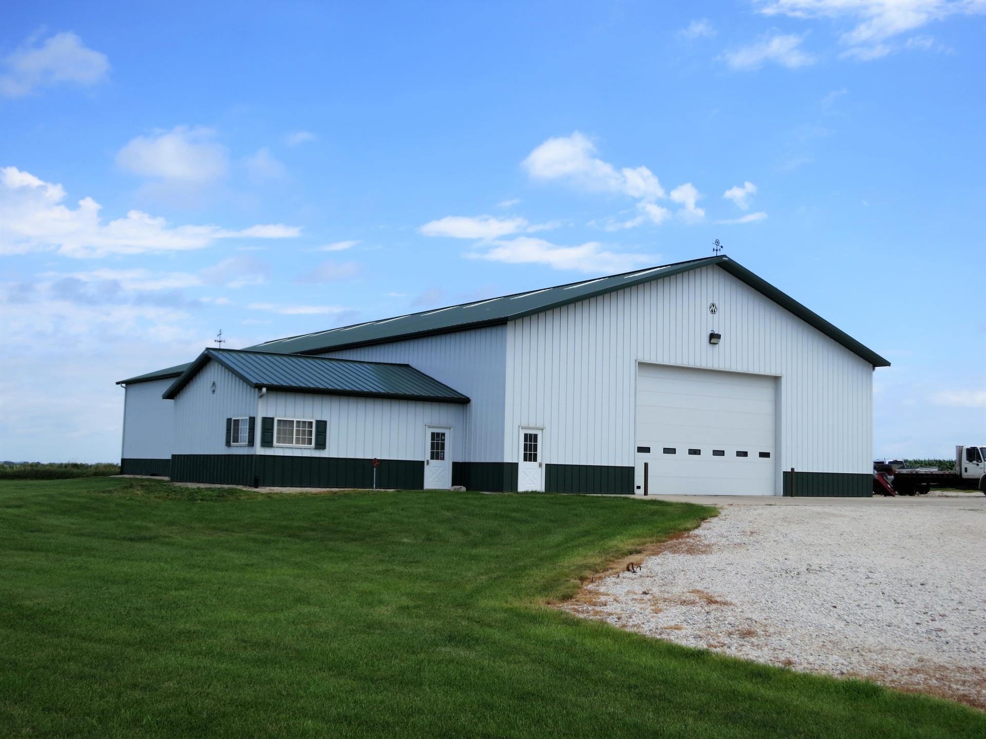 Commercial Buildings on 3 Acres Palo Alto County Midwest Land