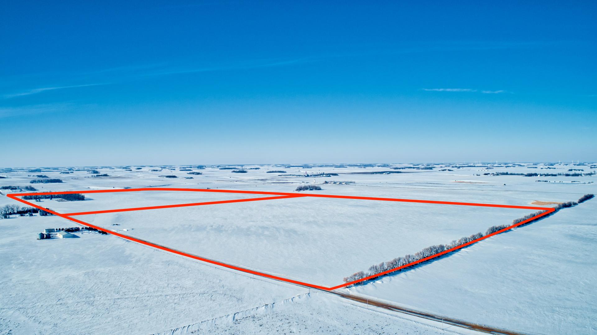 311 Acres m/l Dickinson County Silver Lake Township Midwest Land