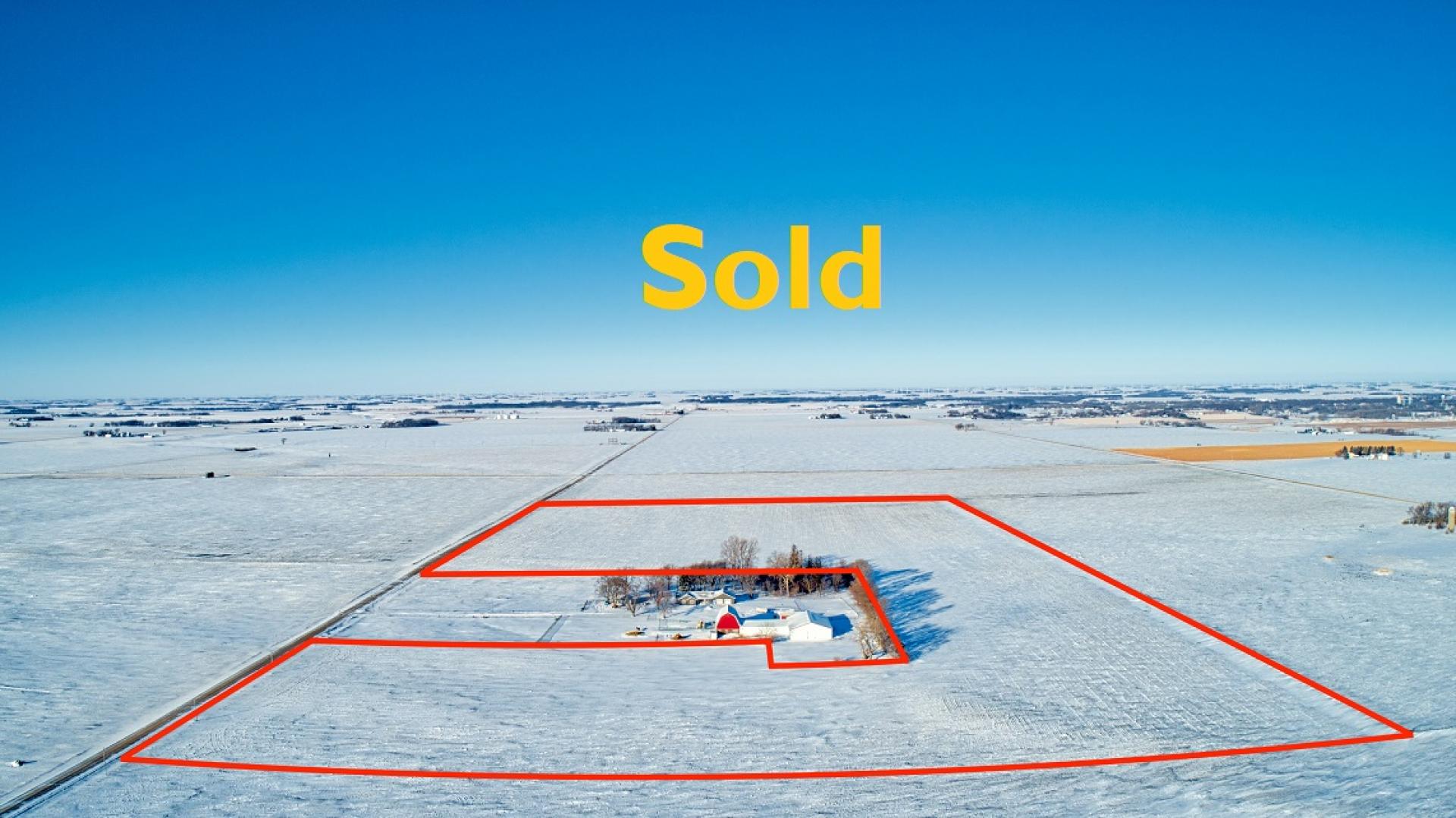 827 Acres m/l Dickinson, Emmet & Palo Alto Counties Milford, Twelve