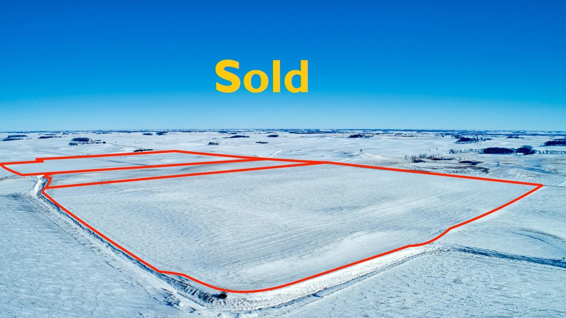 827 Acres m/l Dickinson, Emmet & Palo Alto Counties Milford, Twelve