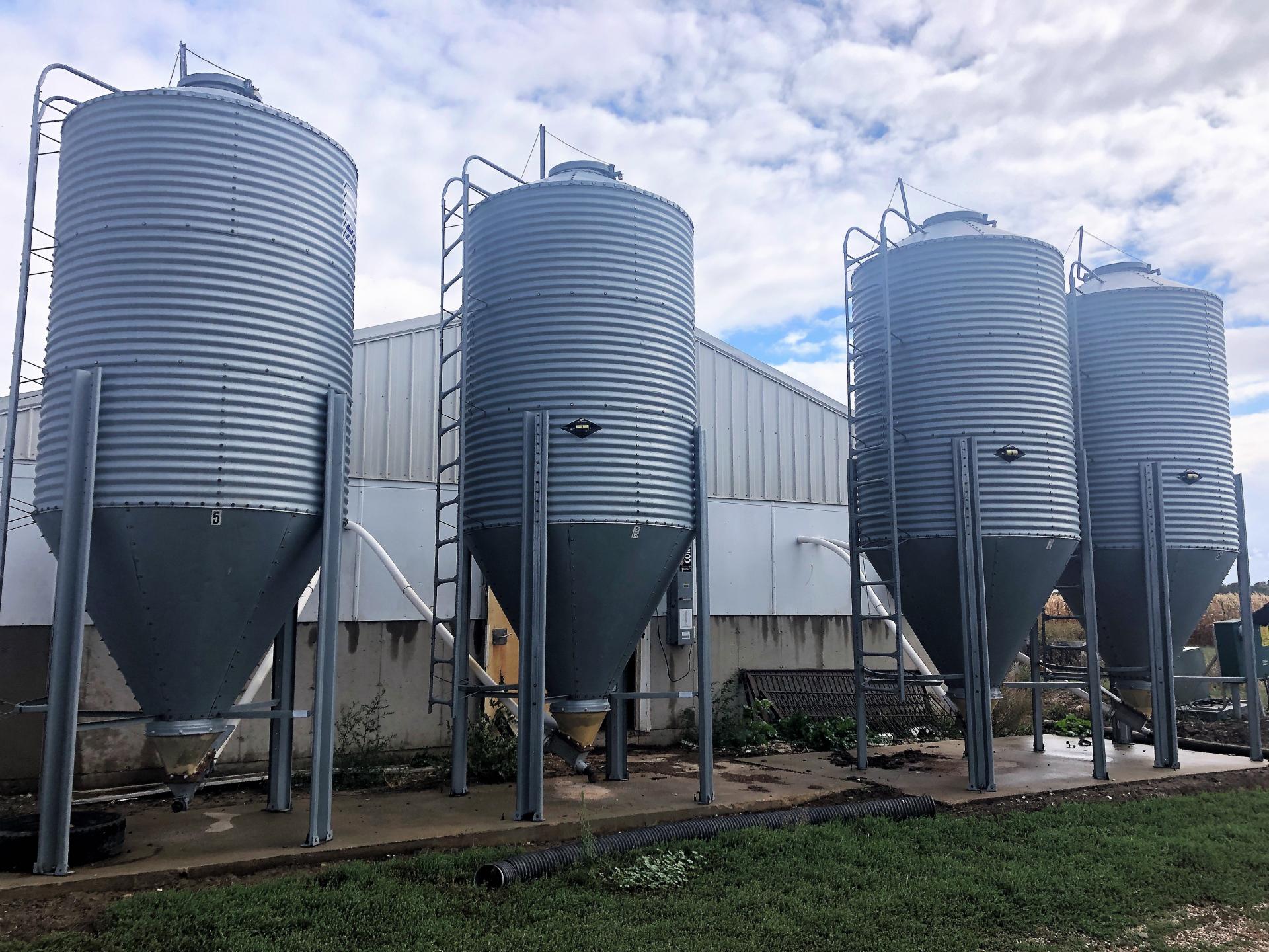 2,080 Head Swine Facility Clay County Logan Township Midwest Land