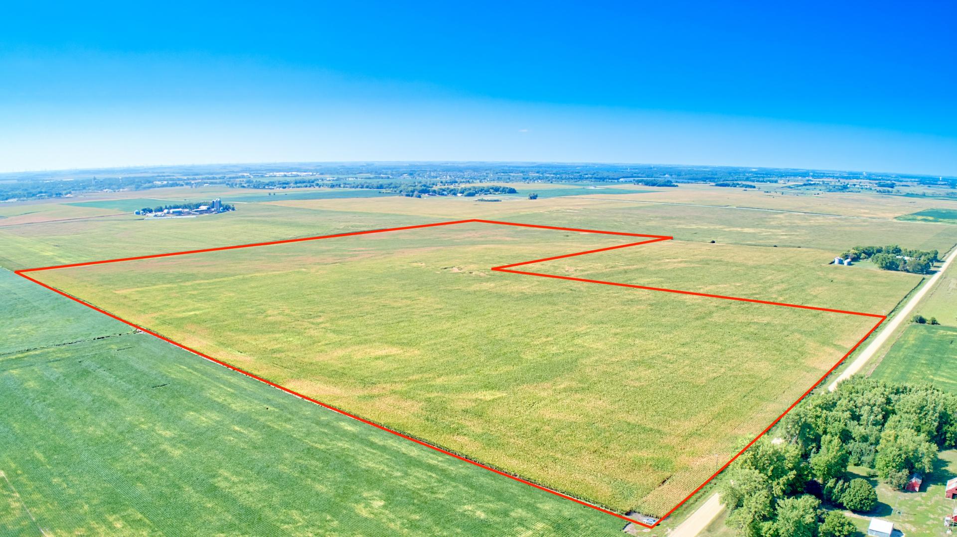 120 Acres m/l Dickinson County Milford Township Midwest Land Management & Real Estate Farm