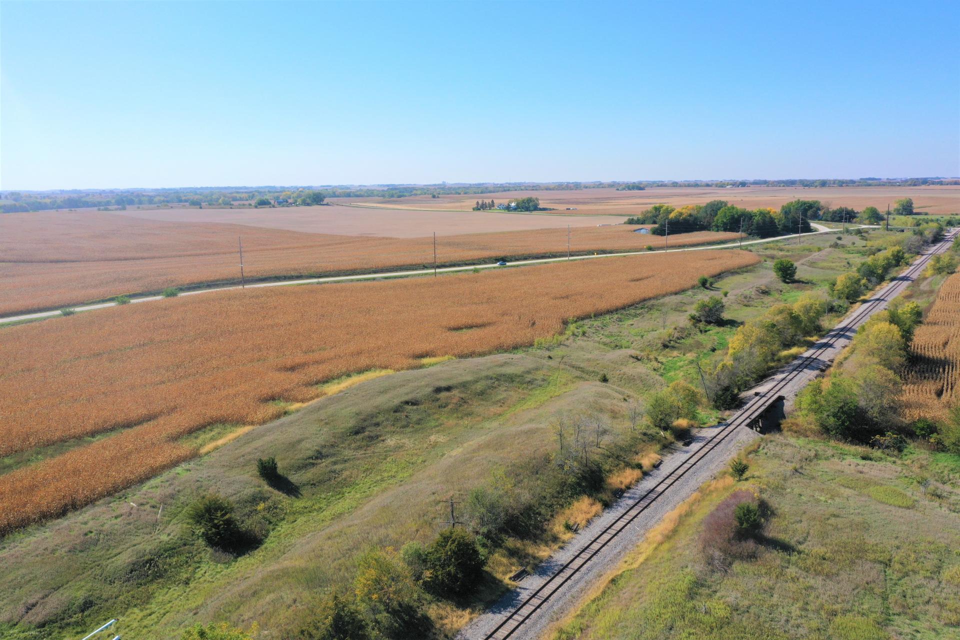 37 Acres m/l Cropland & Recreational Land ster County Douglas
