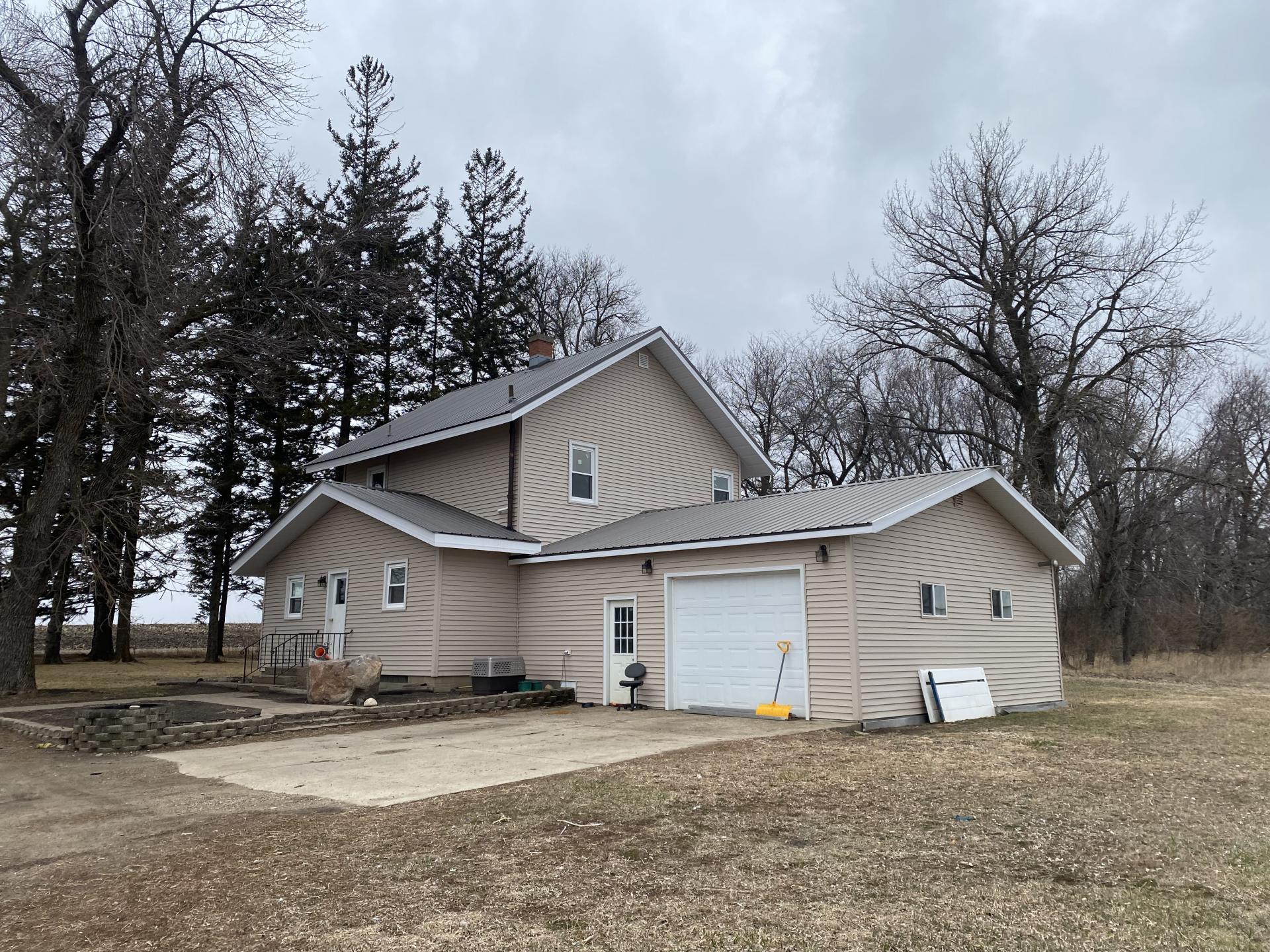 2 Story Home on 10.25 Acres Osceola County Allison Township Midwest Land Management & Real