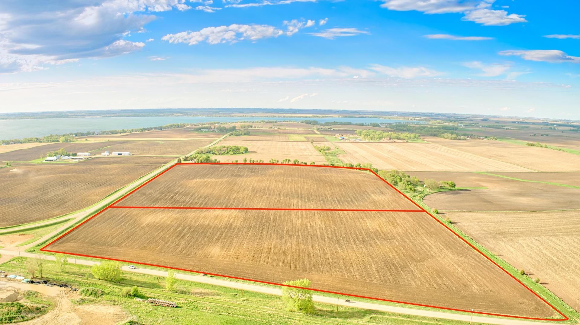 126.86 Surveyed Acres Selling in 4 Tracts Dickinson County Spirit