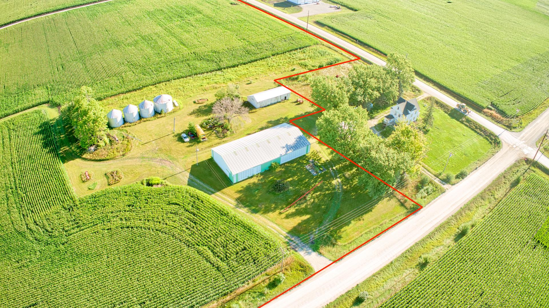 158 Acres m/l Hamilton County Marion Township Midwest Land Management & Real Estate Farm