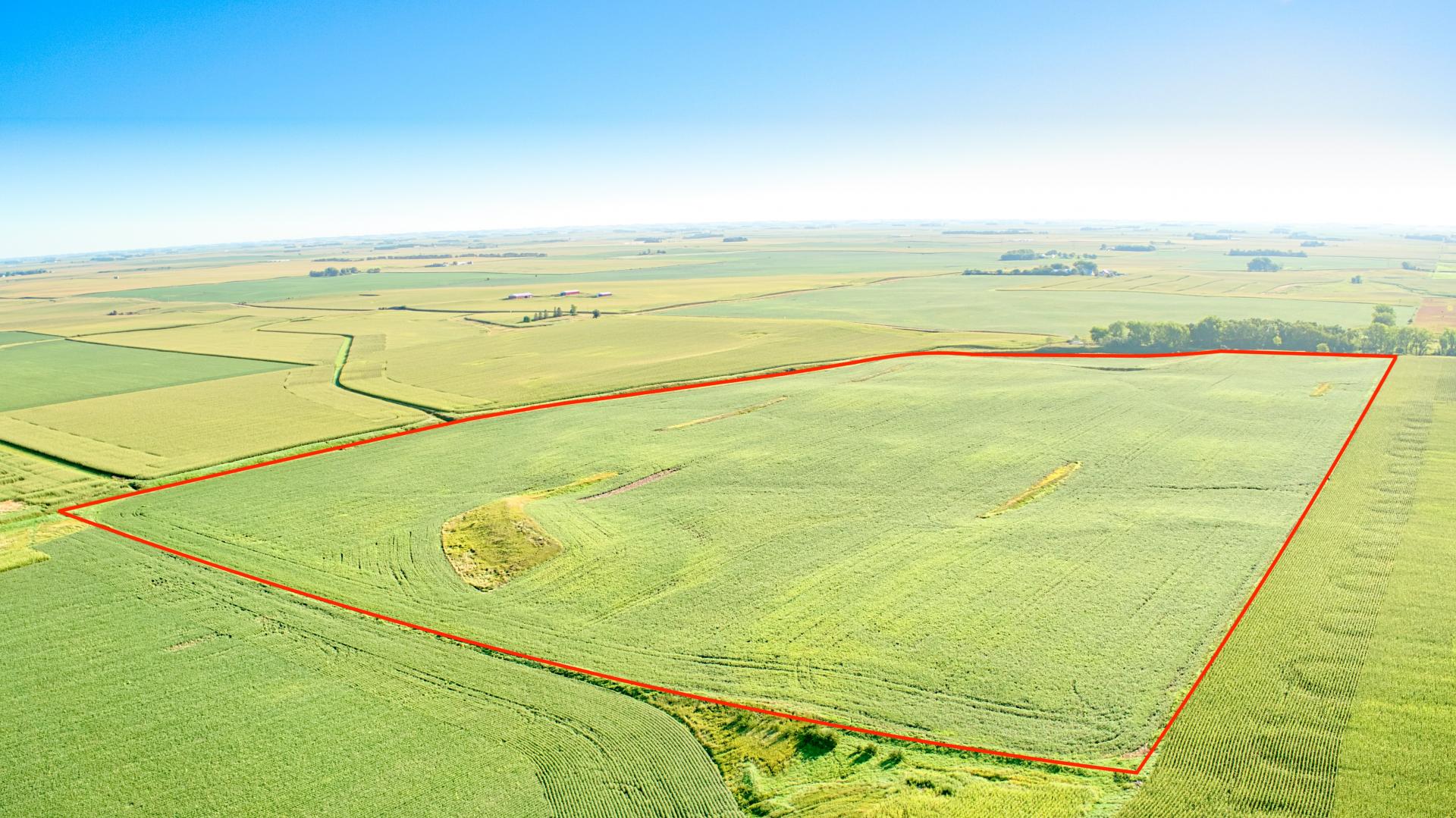 80 Acres m/l Dickinson County Silver Lake Township Midwest Land