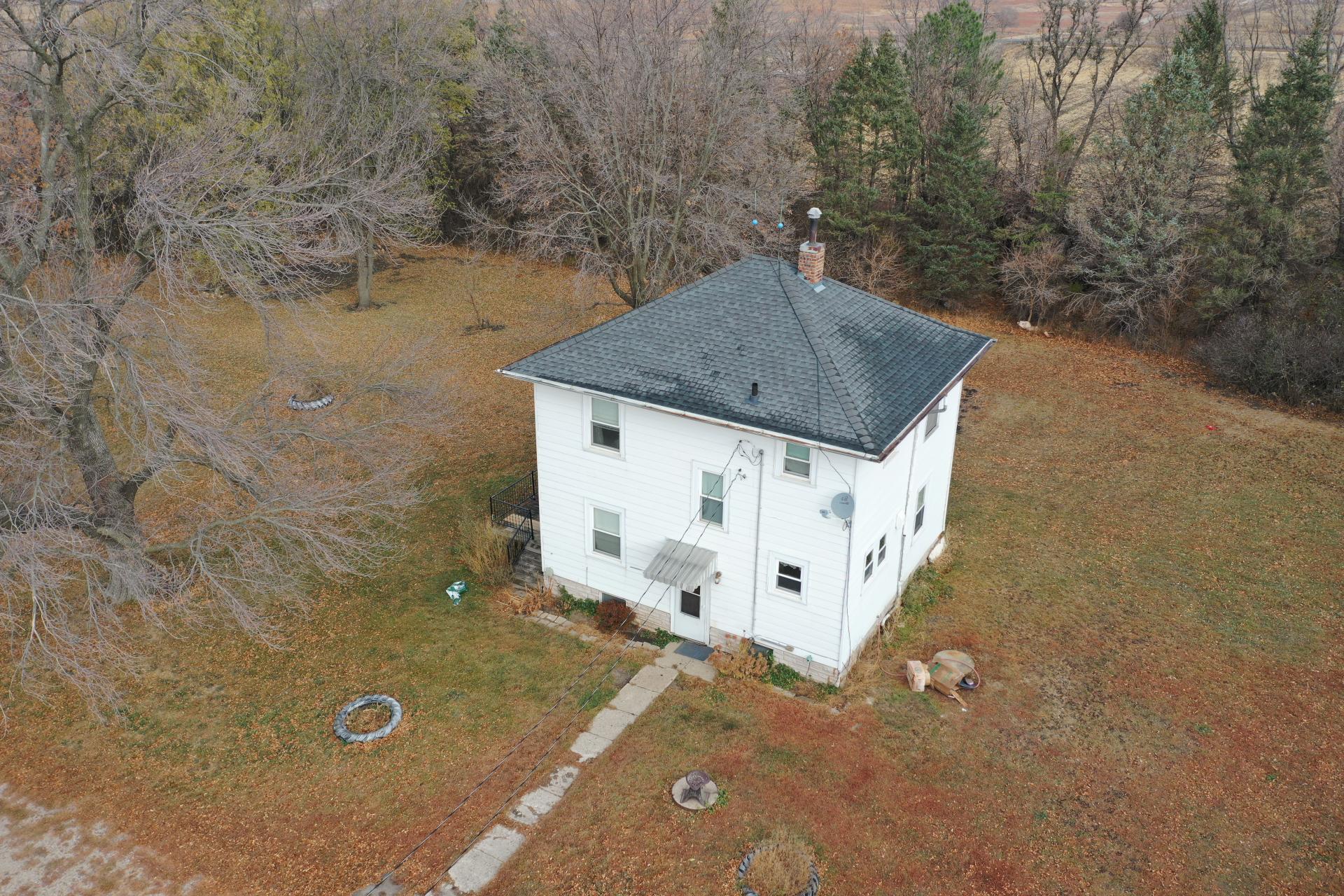 2 Story Home on 24.87 Acres Clay County Lincoln Township Midwest Land Management & Real