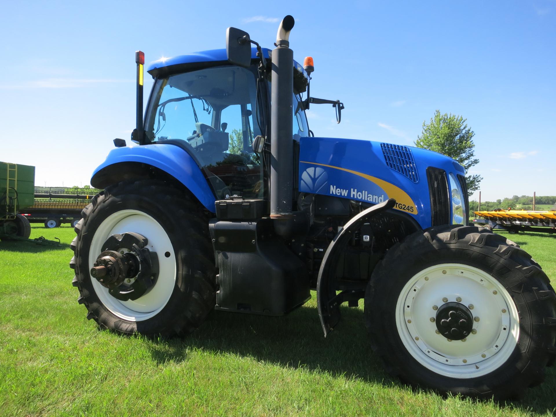 Farm Machinery Auction Midwest Land Management & Real Estate Farm