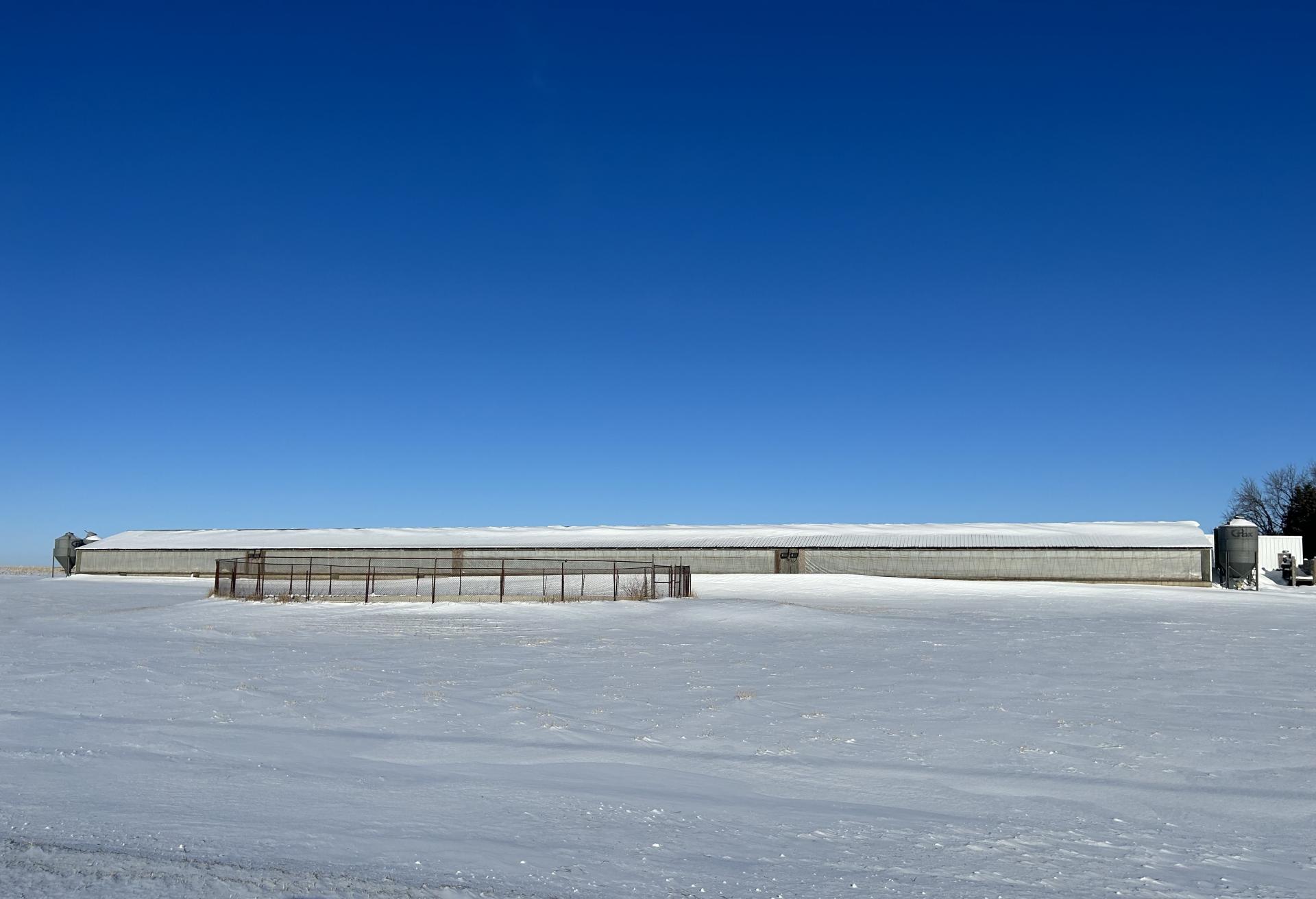 1,925 Head Finishing Site Sioux County Lynn Township Midwest Land