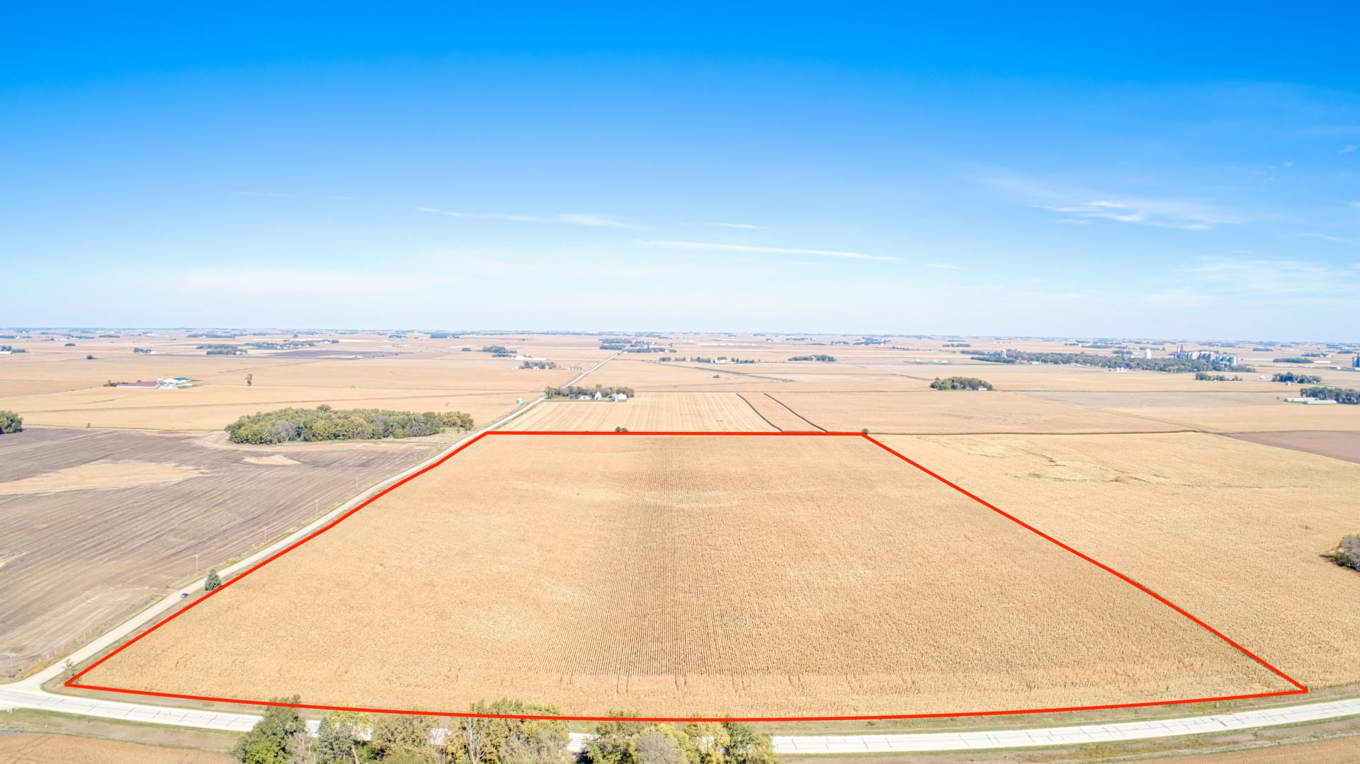 174 Acres m/l 2 Tracts Buena Vista County Fairfield & Newell Townships Midwest Land