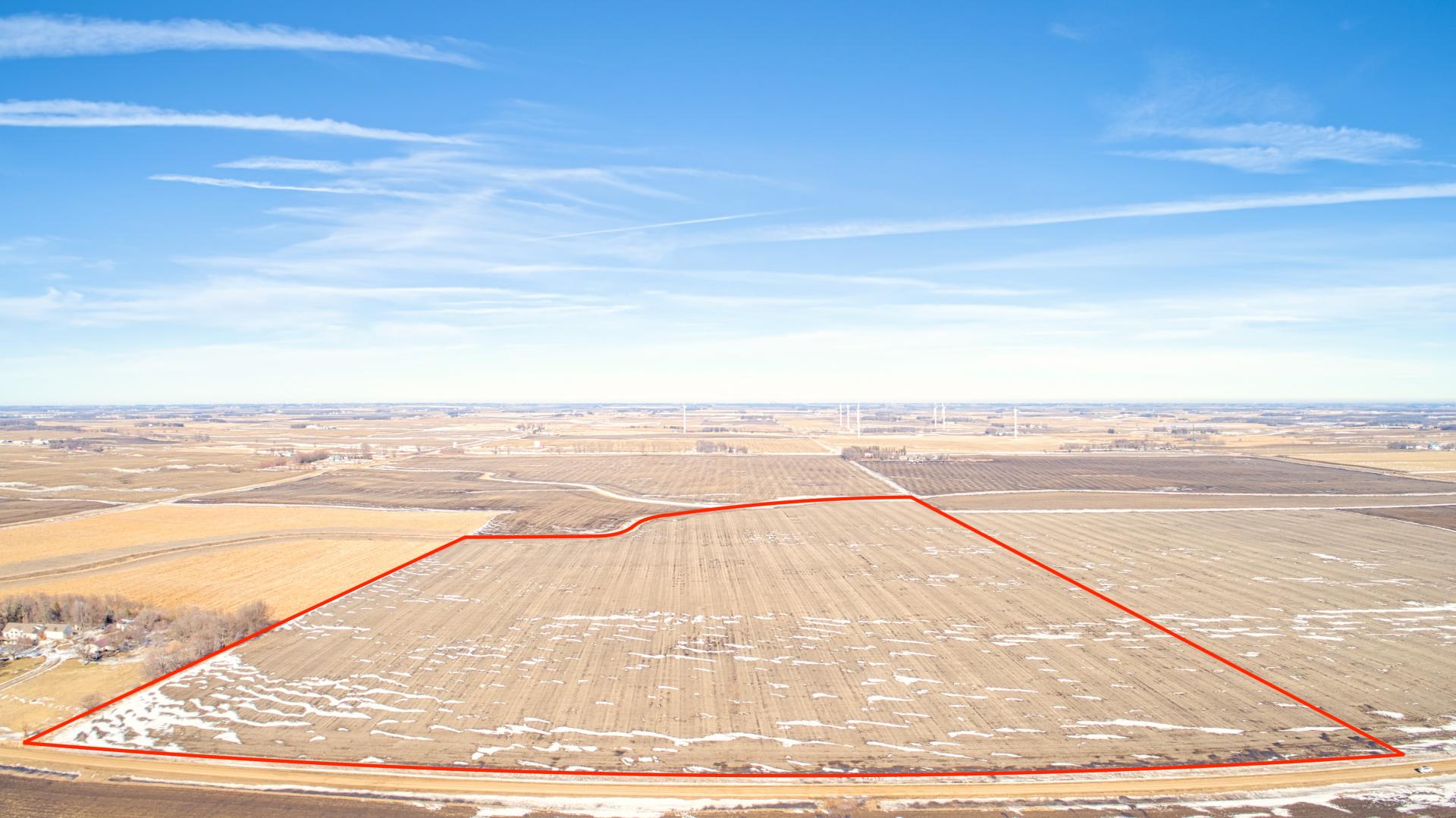 160 Acres m/l Dickinson County Richland Township Midwest Land