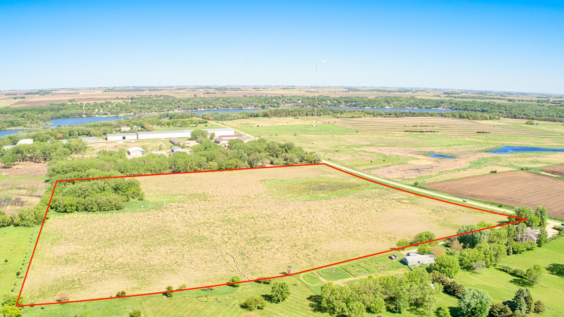 35.04 Acres m/l Dickinson County Center Grove Township Midwest Land