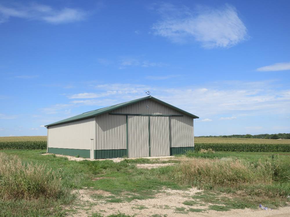 40 ACRES Dickinson County, Iowa Lakeville Township Midwest Land