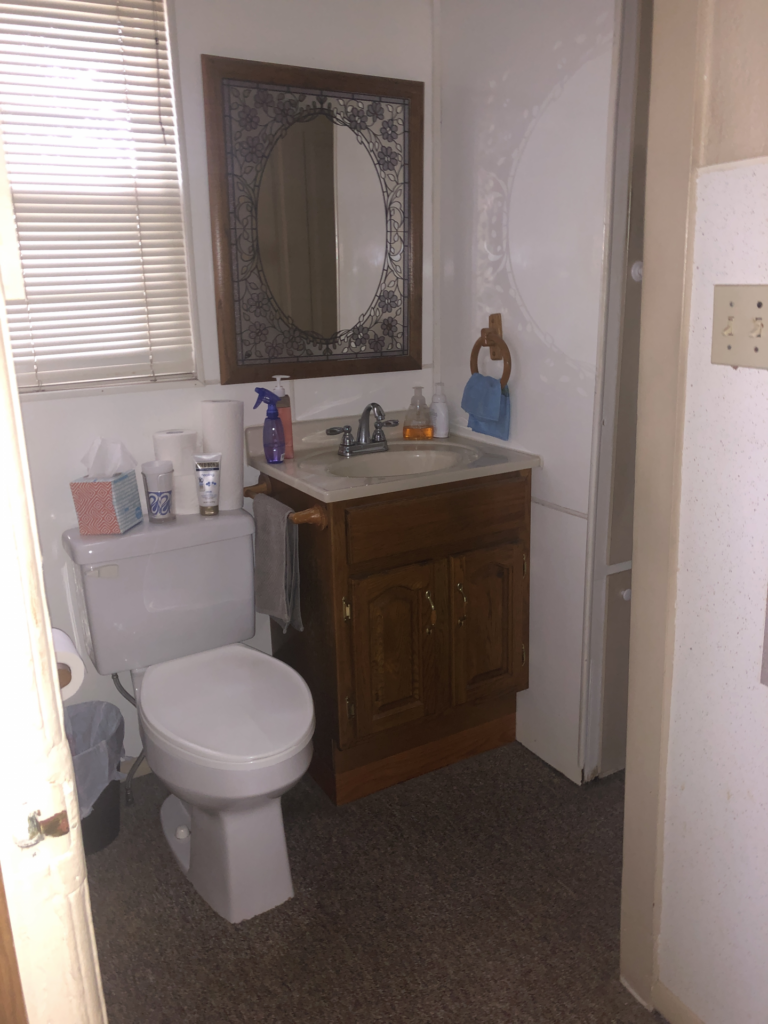 1.47 Acre Acreage-Bathroom-1630610710