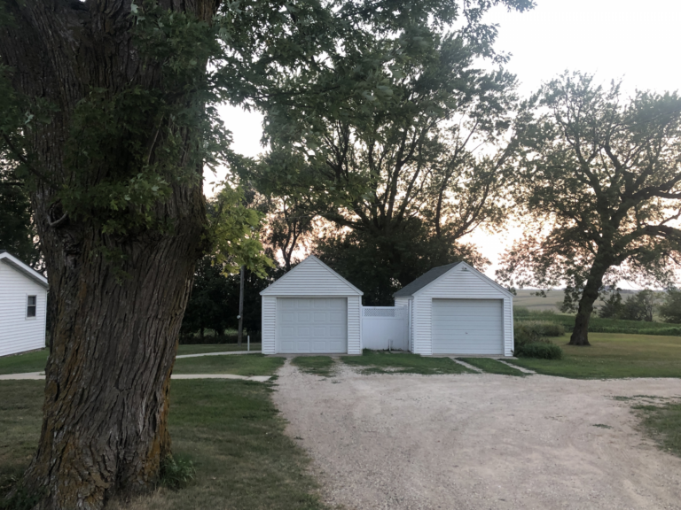 1.47 Acre Acreage-Garage-1629995622