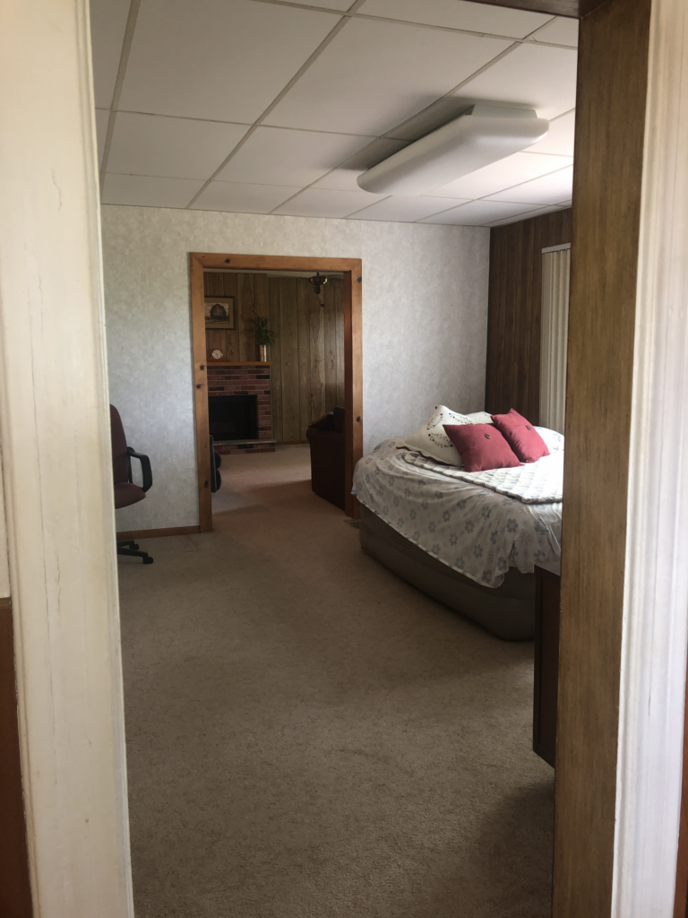 1.47 Acre Acreage-Room-1630610668