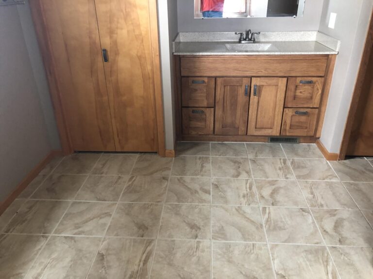 12.54 Acre Acreage-Bathroom 1-1602259637