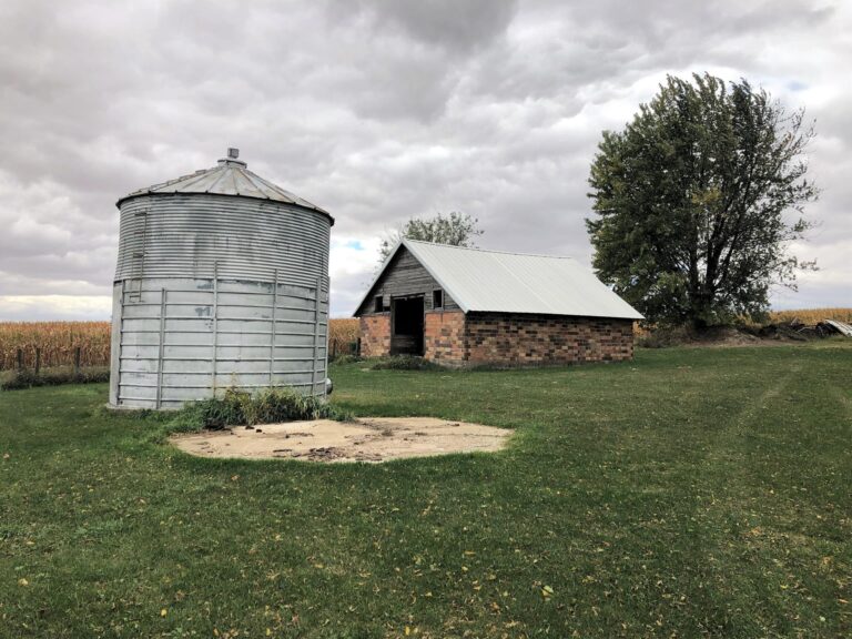 12.54 Acre Acreage-Outbuildings-1602260572