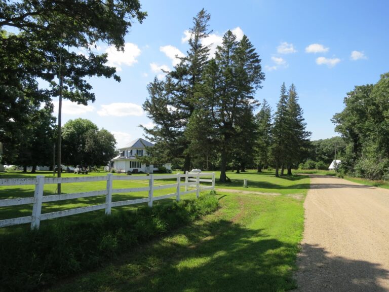 2 Story Home on 13.81 Acres-Acreage-1689024842
