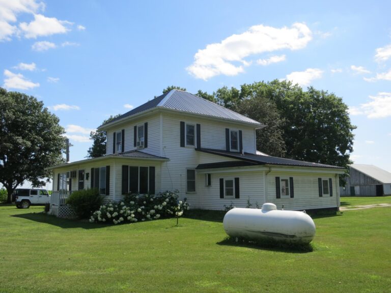 2 Story Home on 13.81 Acres-Acreage-1689024948