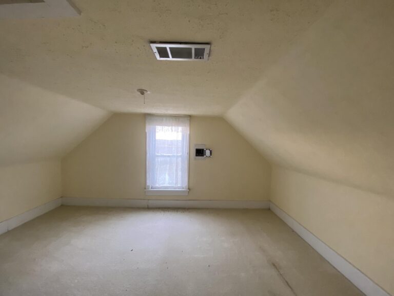 2 Story Home on 16 Acres-1-1641227100