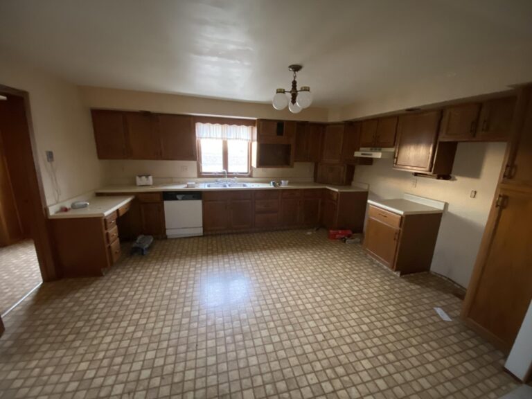 2 Story Home on 16 Acres-Interior-1641226994
