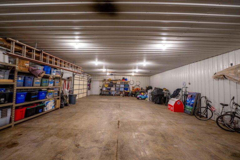 2 Story Home on 18.7 Acres-Acreage-1715119059