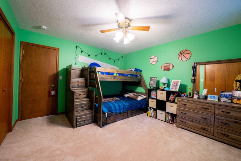 2 Story Home on 18.7 Acres-Acreage-1715184439