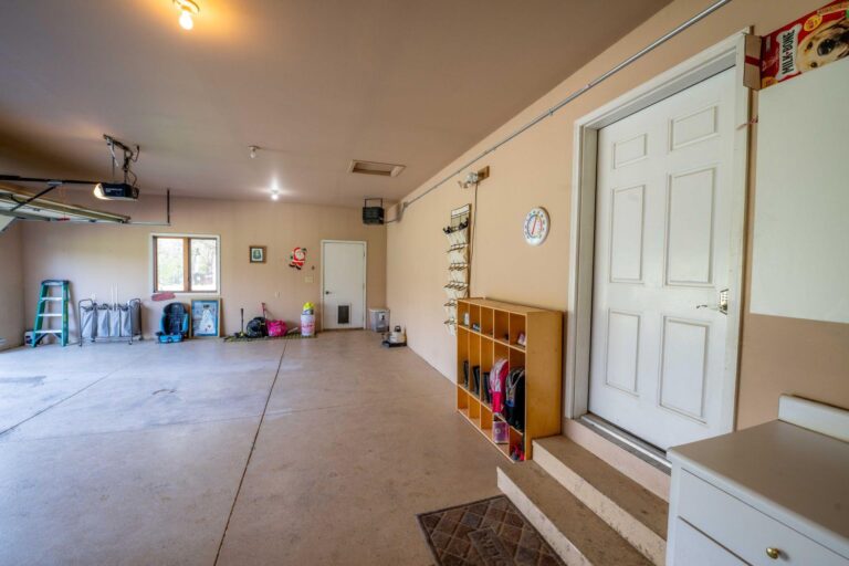2 Story Home on 18.7 Acres-Acreage-1715184599