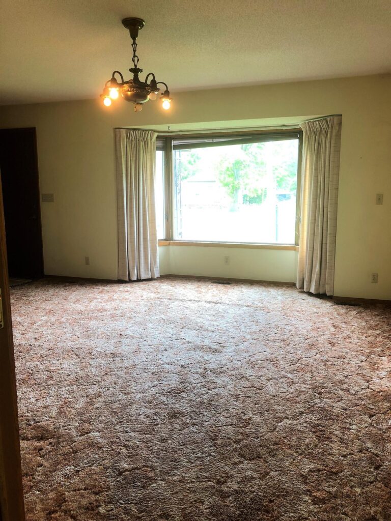200 4th Street N, Terril, Iowa-Living Room-1559240854
