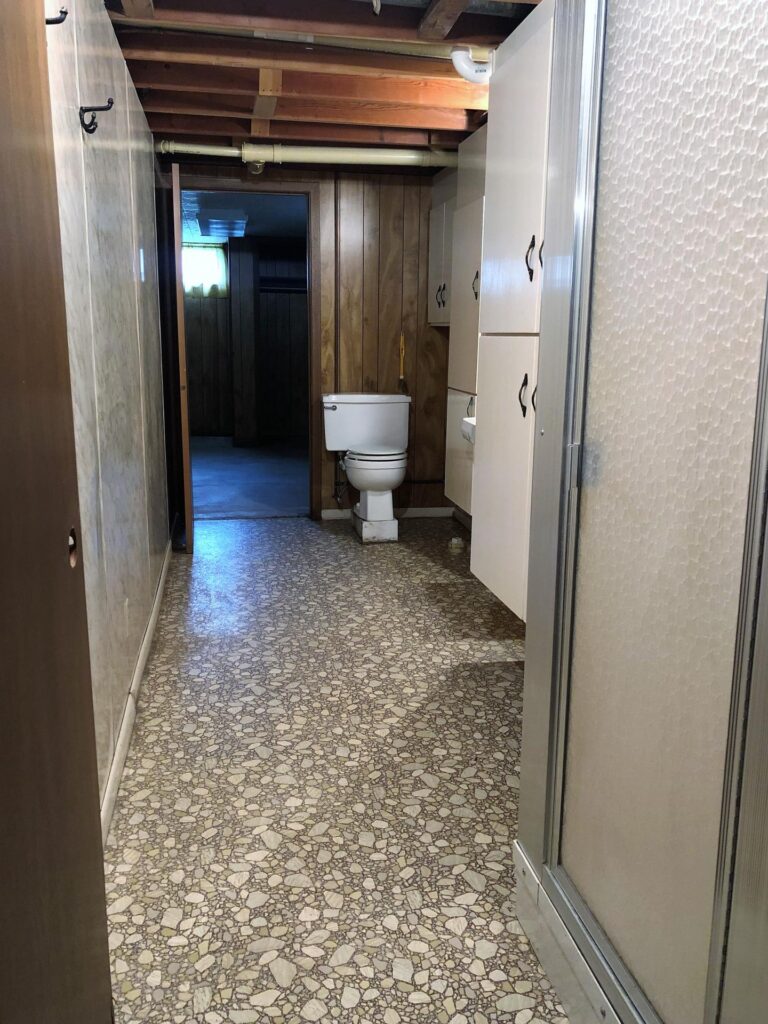 200 4th Street N, Terril, Iowa-Lower Level Bath-1559241042