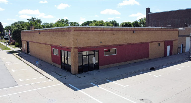 422 1st Avenue East, Spencer-1-1595529793