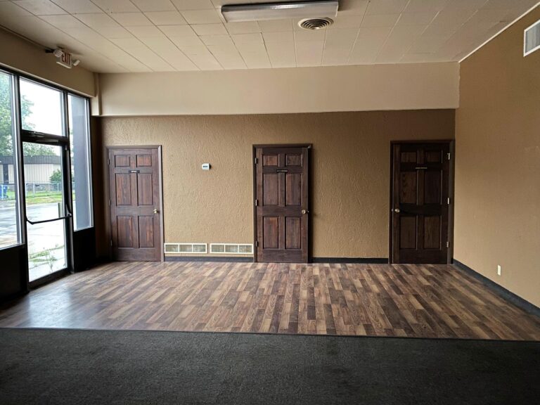 422 1st Avenue East, Spencer-4-1595529878
