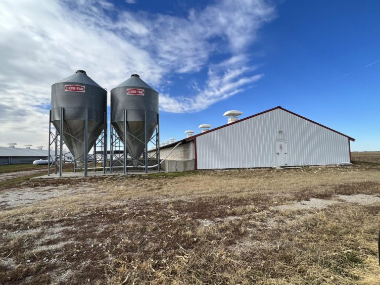 4,400 Head Wean-to-Finish Hog Facility-Aerial-1670362755