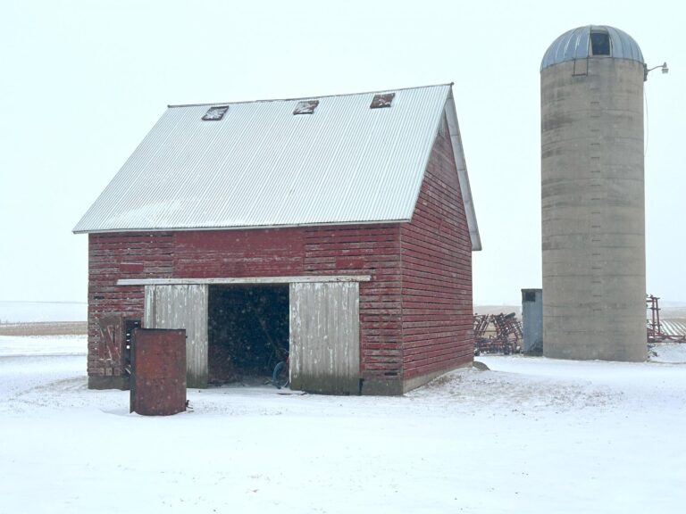 4800 Head Swine Facility and Acreage-Swine Facility-1740173945