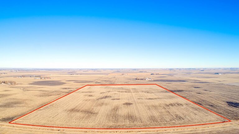 80 Acres ml Dickinson County - 1