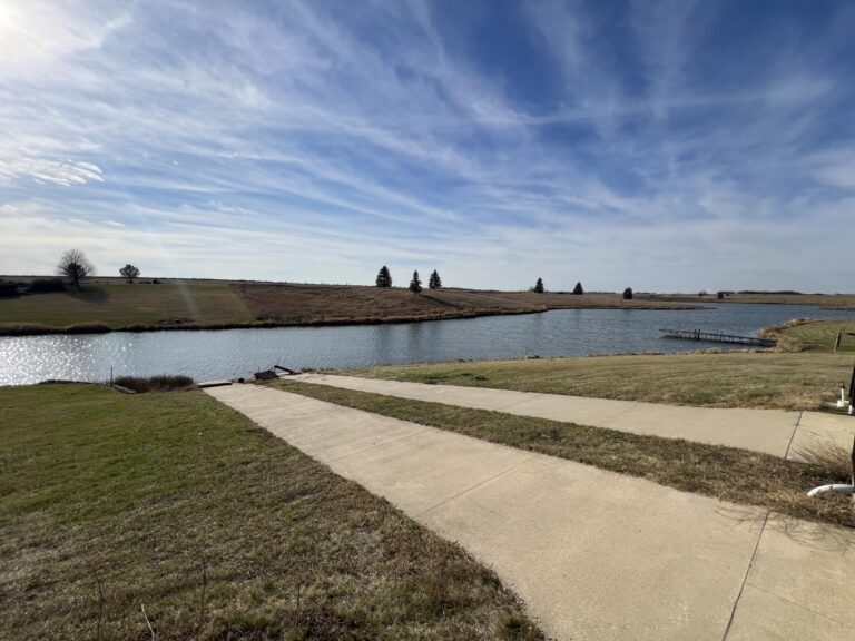 Acreage with Private Lake O'Brien - 37