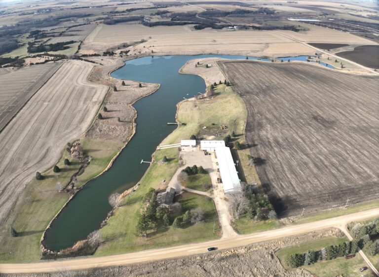 Acreage with Private Lake O'Brien - 4