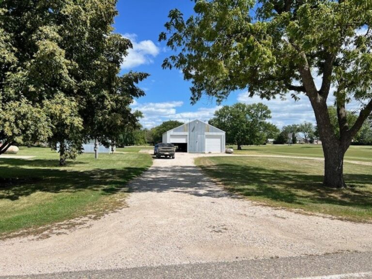 Home & Outbuildings on 5.26 Acres m_l-Acreage-1723485181