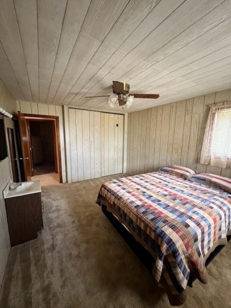 Home & Outbuildings on 5.26 Acres m_l-Acreage-1723494479
