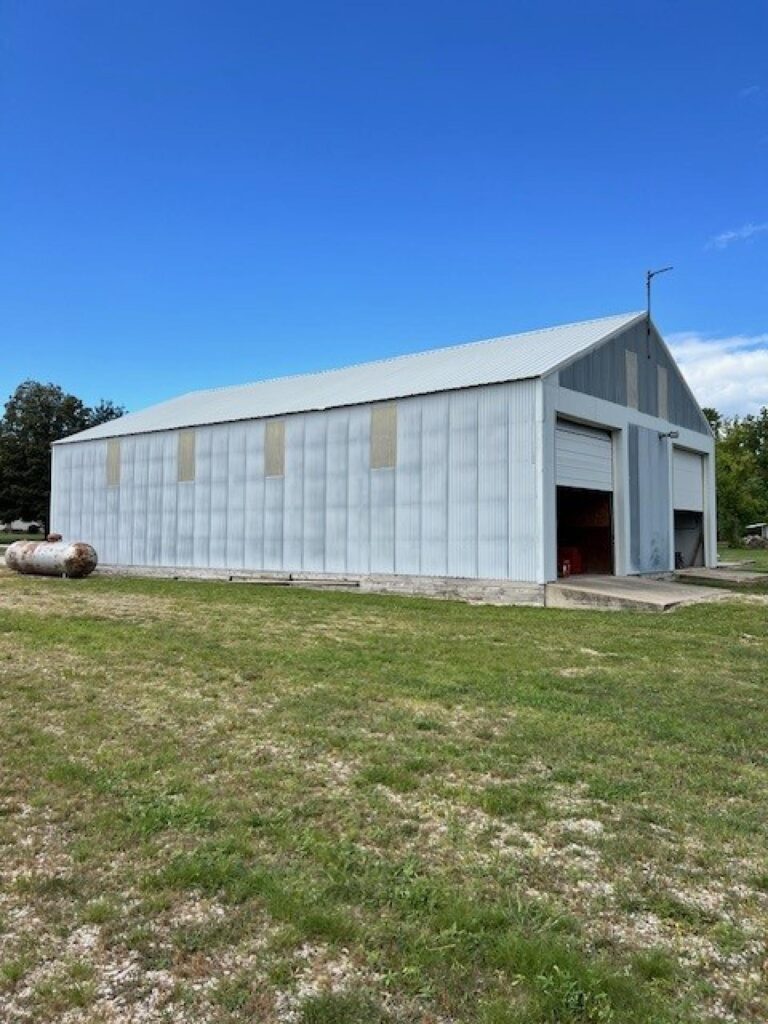 Home & Outbuildings on 5.26 Acres m_l-Acreage-1723494789