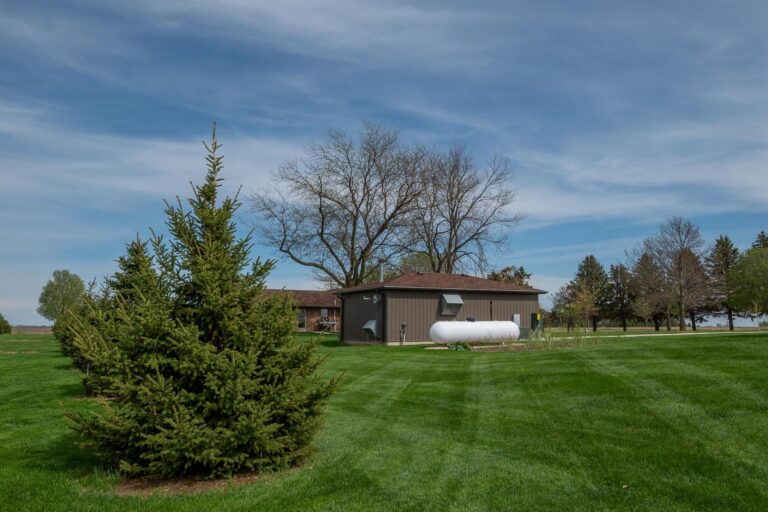 Pristine Acreage on 5.8 Acres-1-1654110361