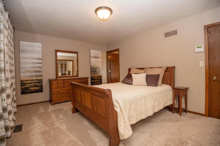 Pristine Acreage on 5.8 Acres-1-1654113191