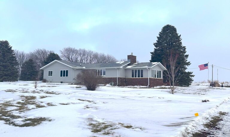 Single Story Home on 9.1 Acres-Acreage-1706547300