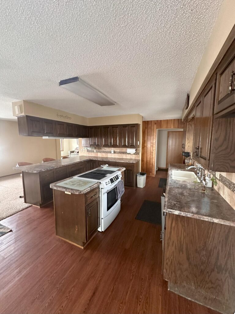 Single Story Home on 9.1 Acres-Acreage-1706547749