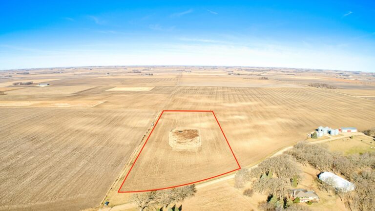 132.5 Acres Selling in 2 Tracts-2-1649703715